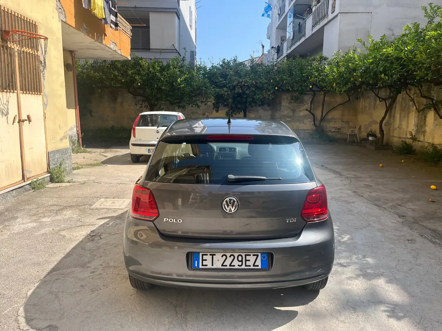 Volkswagen Polo Polo V 2009 5p 1.2 tdi Comfortline Grigio - 2