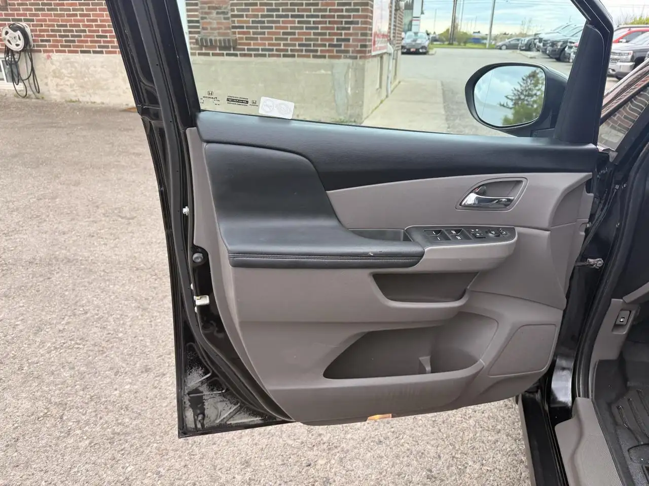 Honda Odyssey снимка Honda Odyssey
