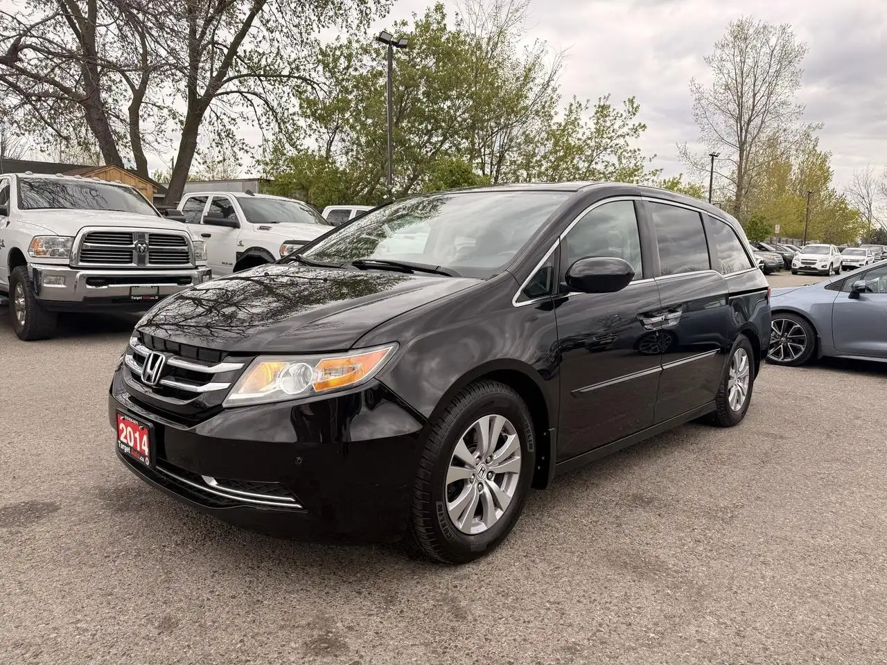 Honda Odyssey снимка Honda Odyssey