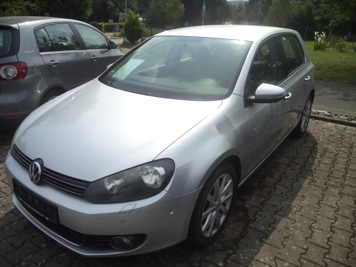 Volkswagen Golf Highline * 2-Zonen-Klimaautomatik * Sitzheizung Argent - 1
