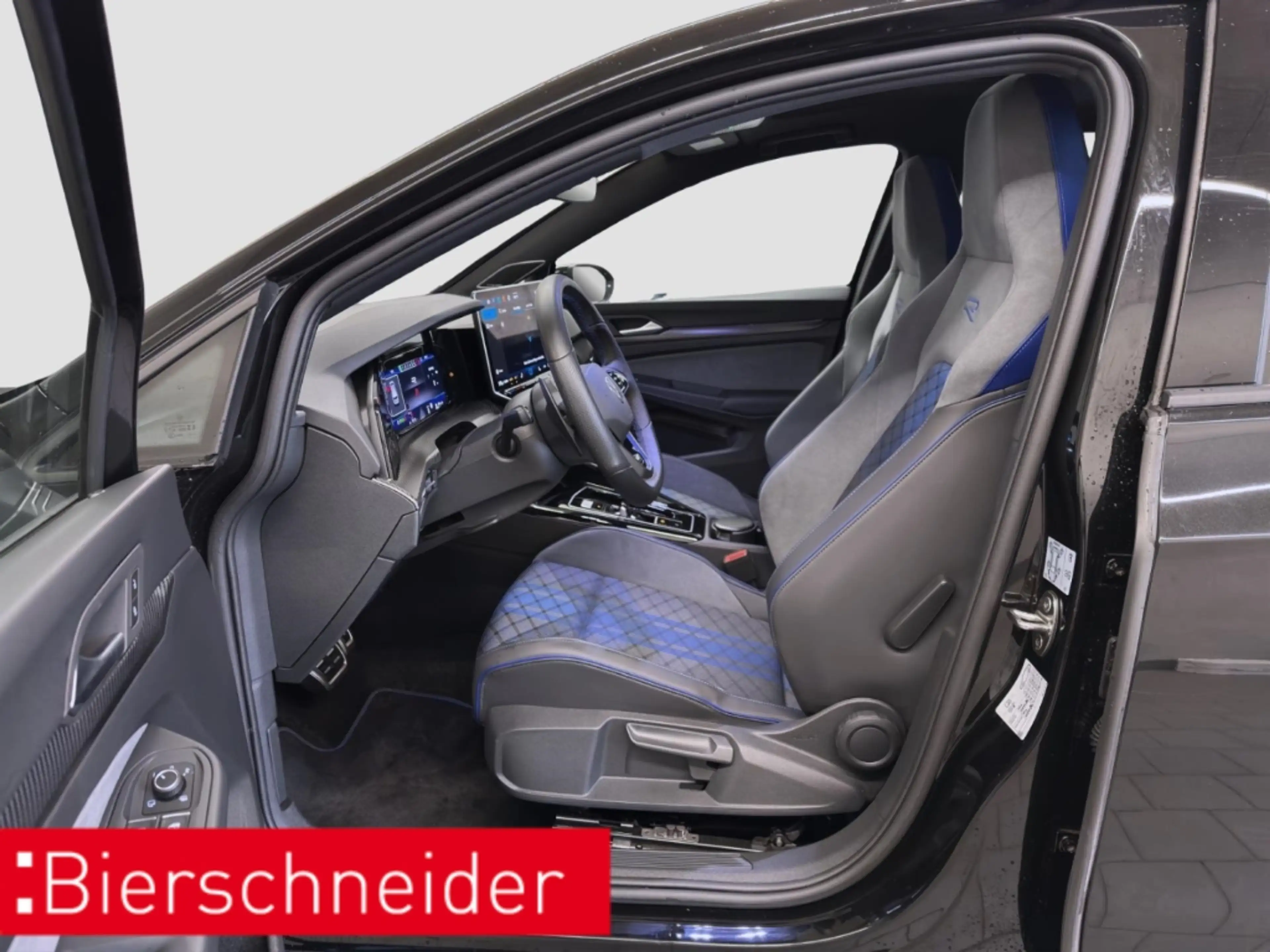 Volkswagen Golf R 8 2.0 TSI DSG 4Mo. PANO AHK KAMERA IQ.LIGHT — photo 13