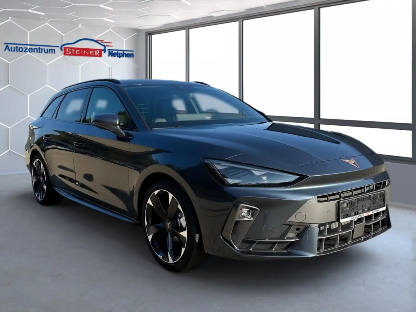 CUPRA Leon ST NEUES MOD. Facelift 1.5DSG Edge Garantie Klima Grigio - 2