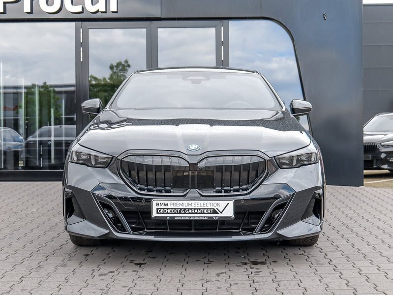 BMW 550 e xDrive M Sport HUD PANO ACC AHK 360°KAM LM — photo 9