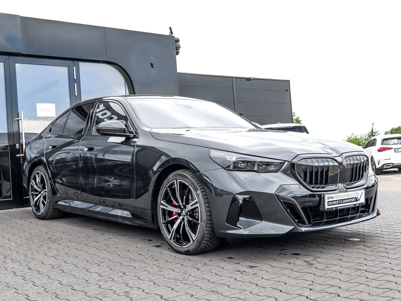 BMW 550 e xDrive M Sport HUD PANO ACC AHK 360°KAM LM — photo 6