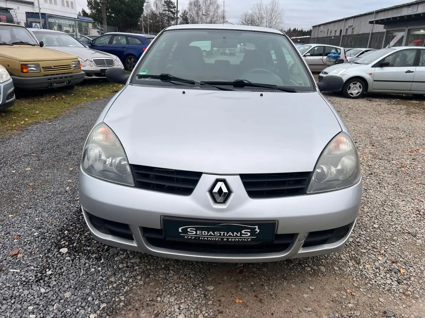 Renault Clio Campus 1.2 Klima el.Fenster Tüv + Insp. Neu Silber - 2