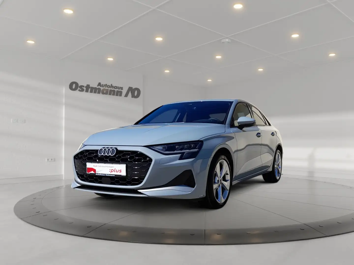 Audi A3 30 TFSI Limousine RFK 18'' ACC SoundSys SHZ Grijs - 2
