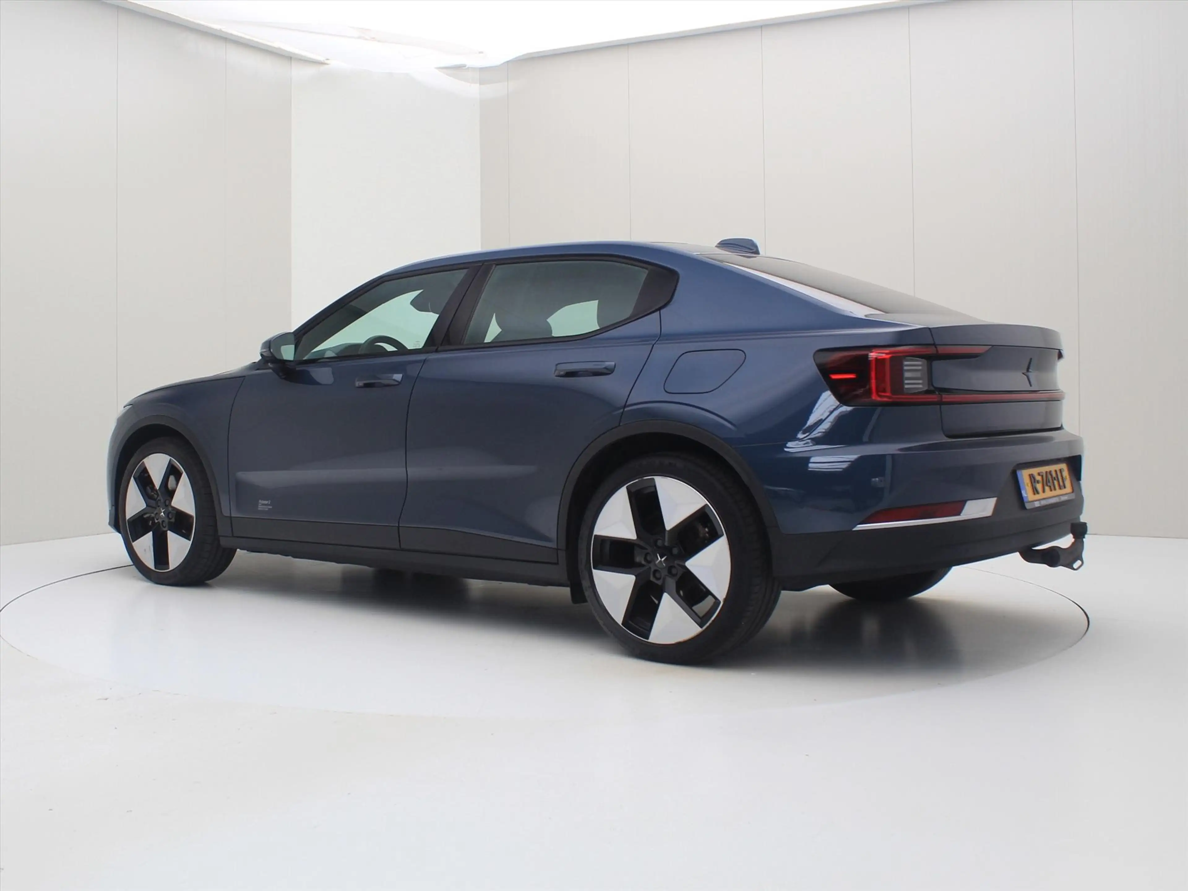 Polestar 2 170 kw Long Range Single Motor 78 kWh 232pk [ WEGK — photo 4