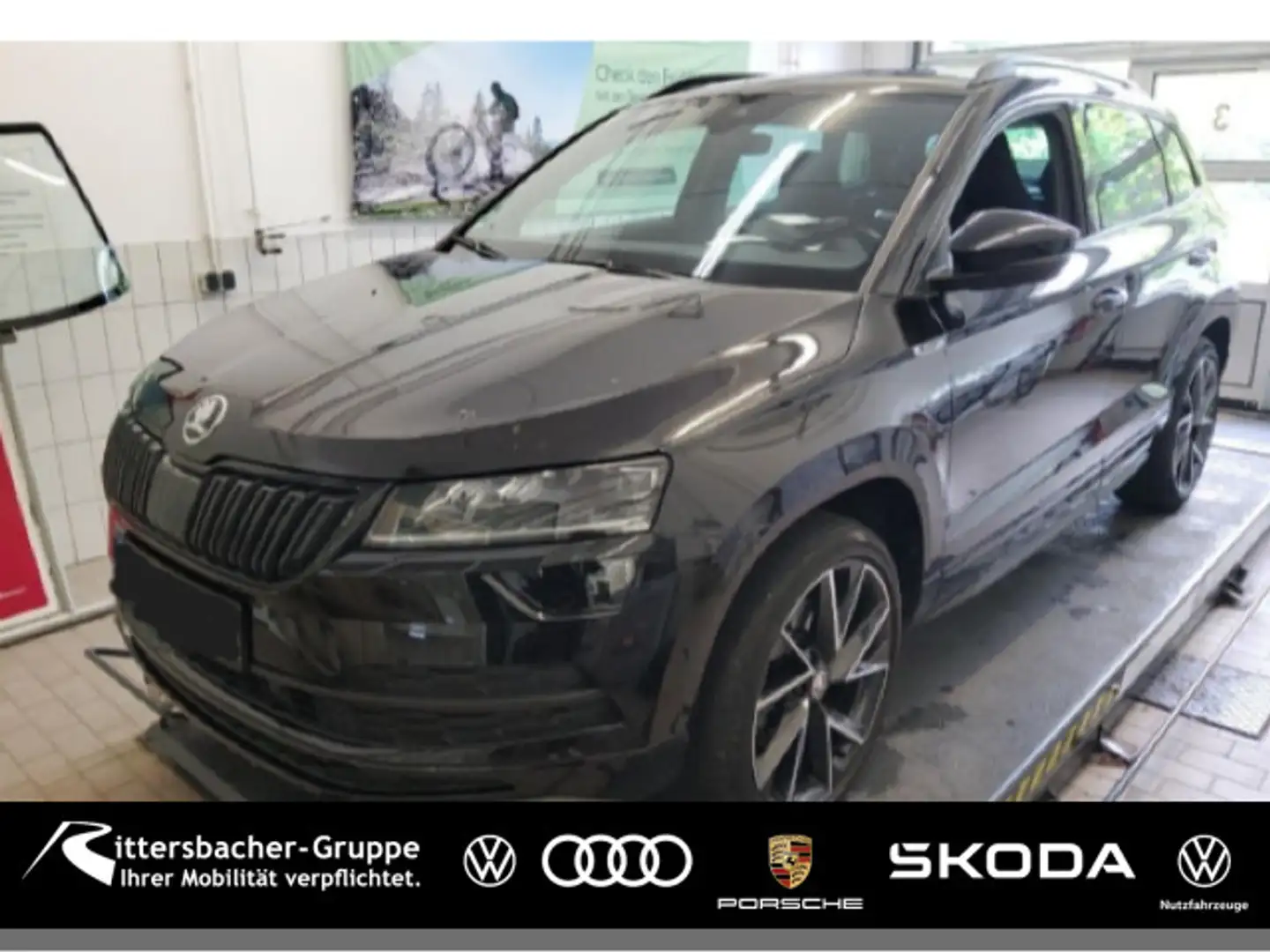 Skoda Karoq Sportline 2.0 TSI DSG 4x4 AHK Navi Kamera Schwarz - 1