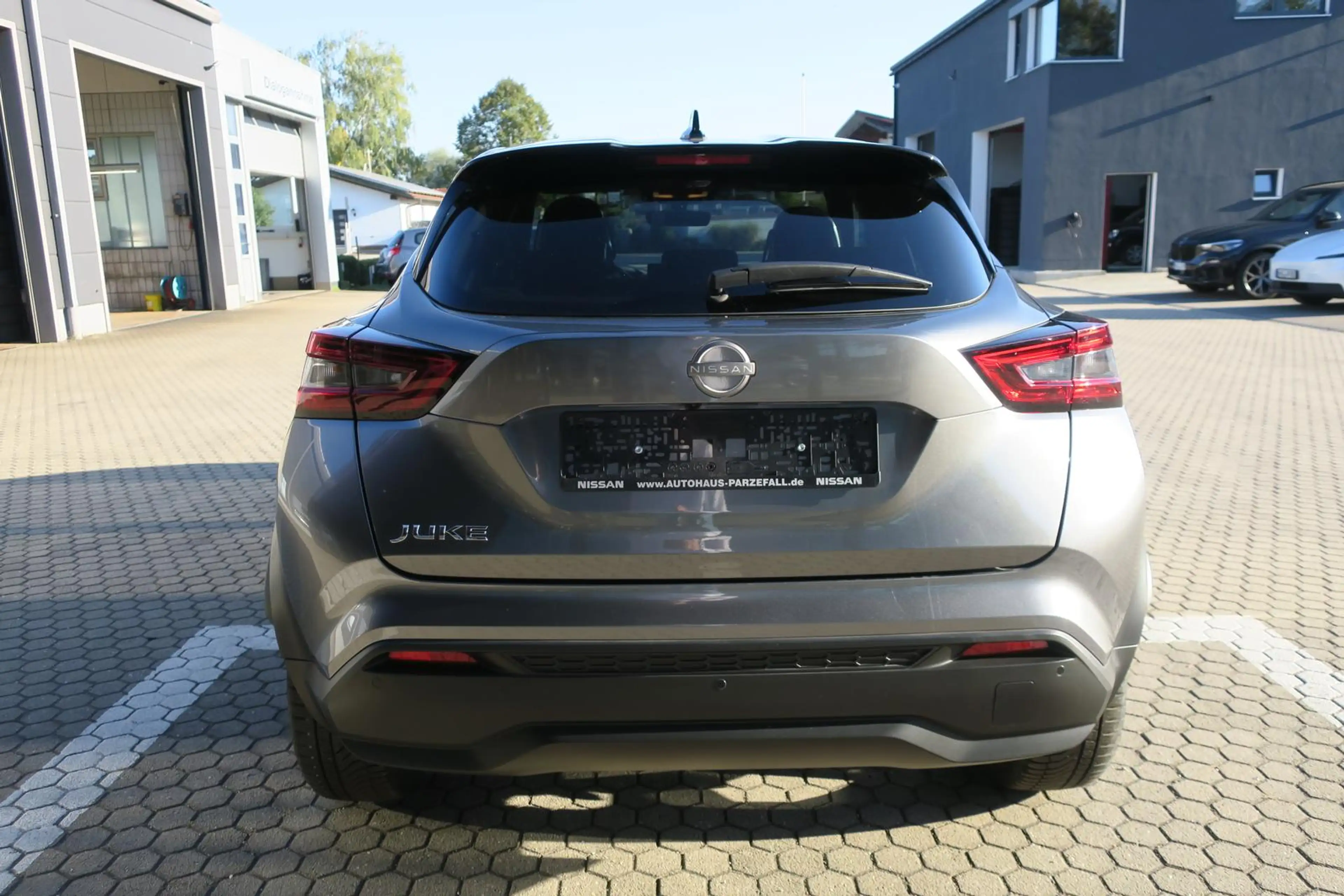 Nissan Juke 1.0 DIG-T DCT TEKNA ProPilot BOSE — photo 6