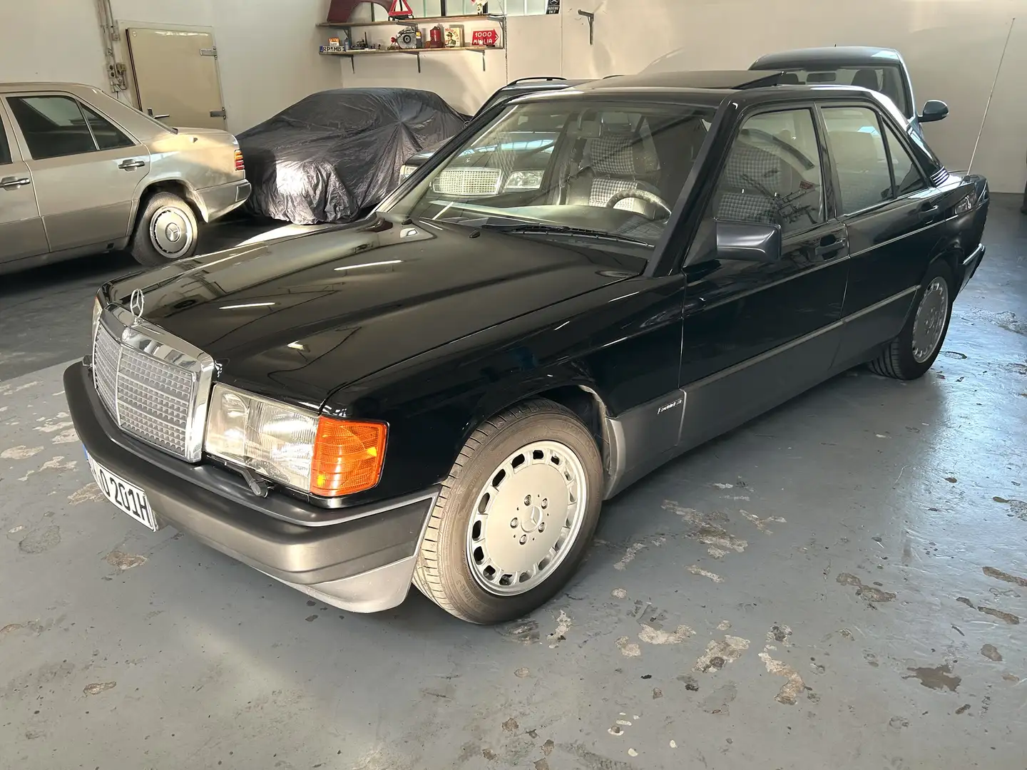 Mercedes-Benz 190 E 1.8 Sportline W201 Mopf H-Zulassung ABS 5-Gang Fekete - 1