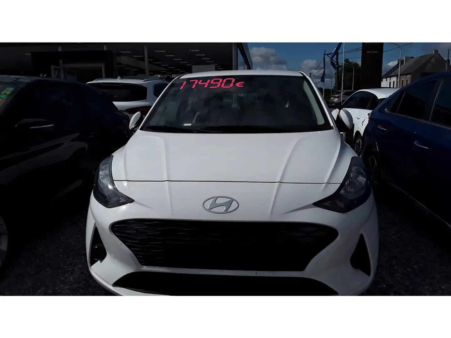 Hyundai i10 Techno Blanc - 1
