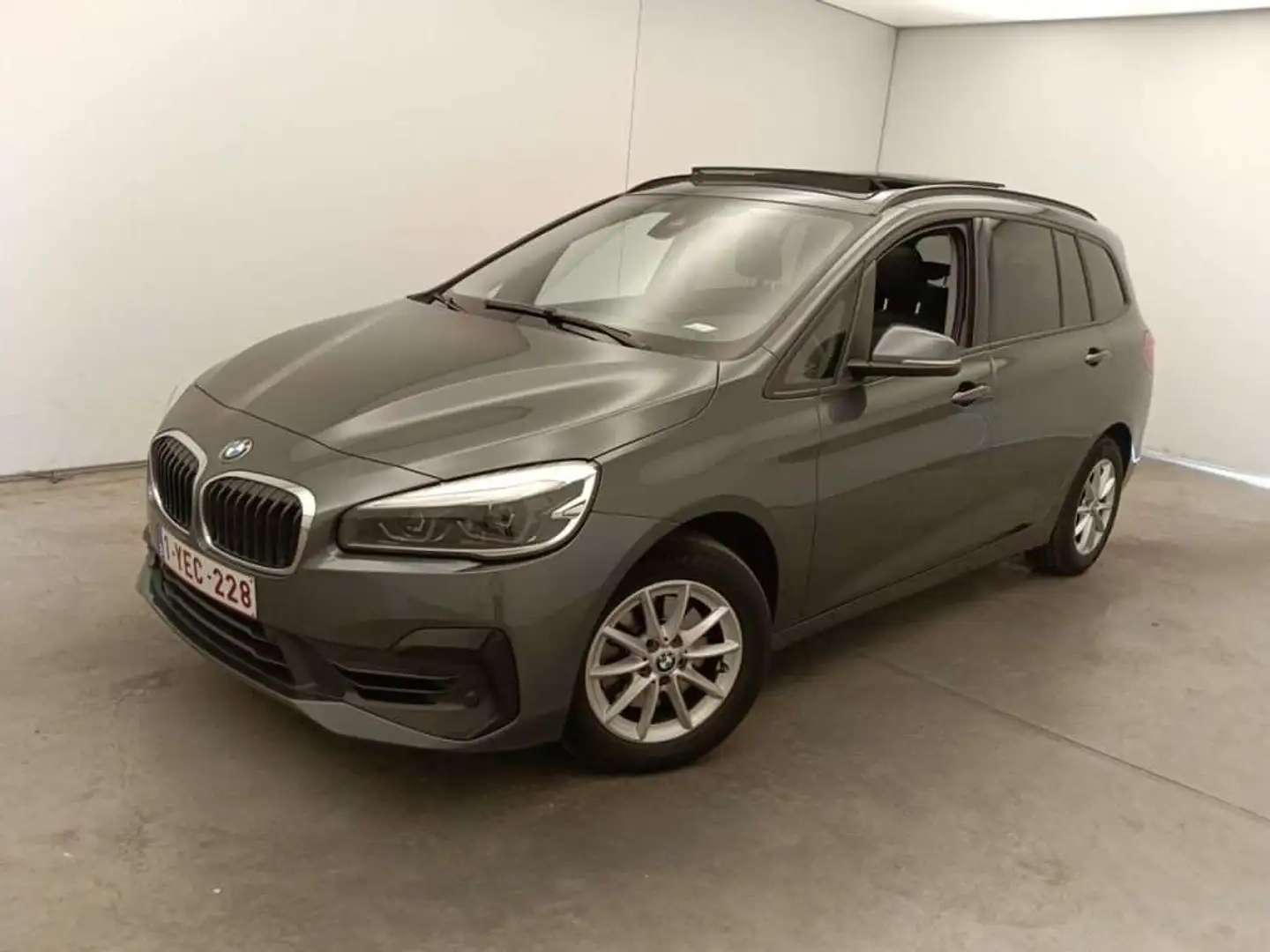 BMW 218 iA GranTourer *TOIT PANO-NAVIPRO-CAMERA-H\u0026K* Gris - 2