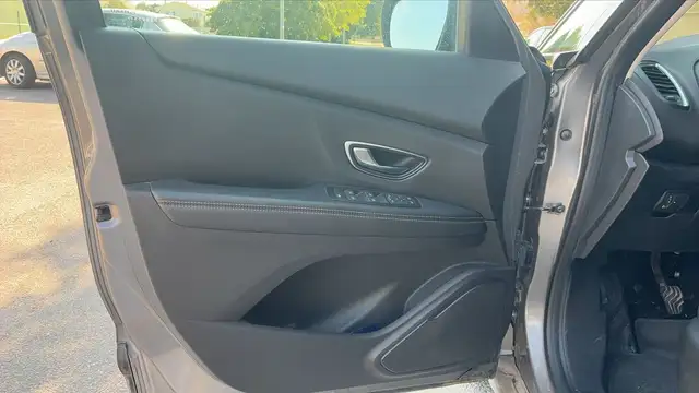Renault Scenic view 7