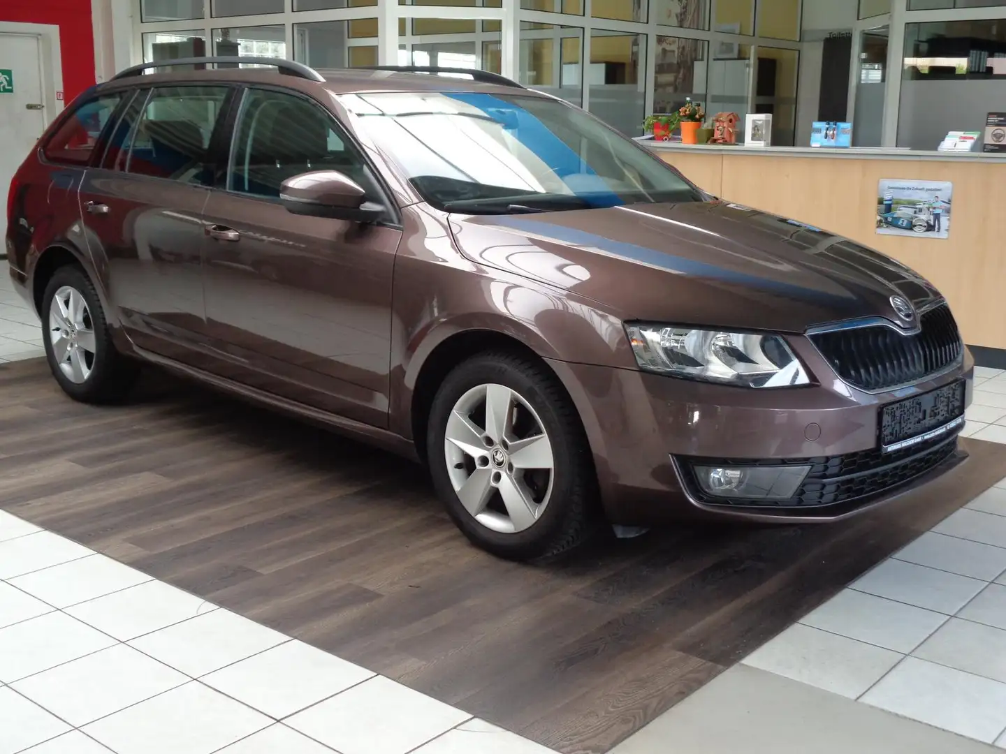 Skoda Octavia 1.4 TSI Combi Ambition.PDC,SHZ,ab. AHK Brun - 1