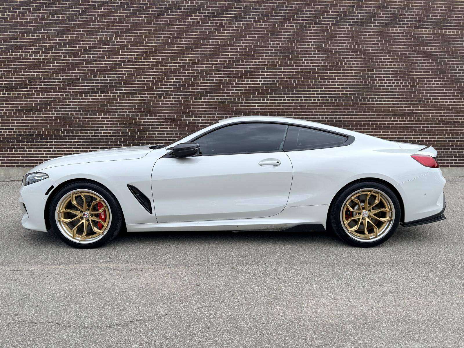 2022 BMW 8 Series xDrive — снимка 1