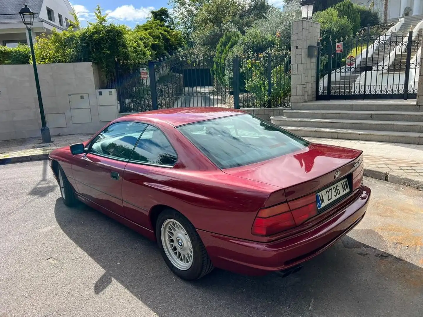 BMW 850 850i Czerwony - 2