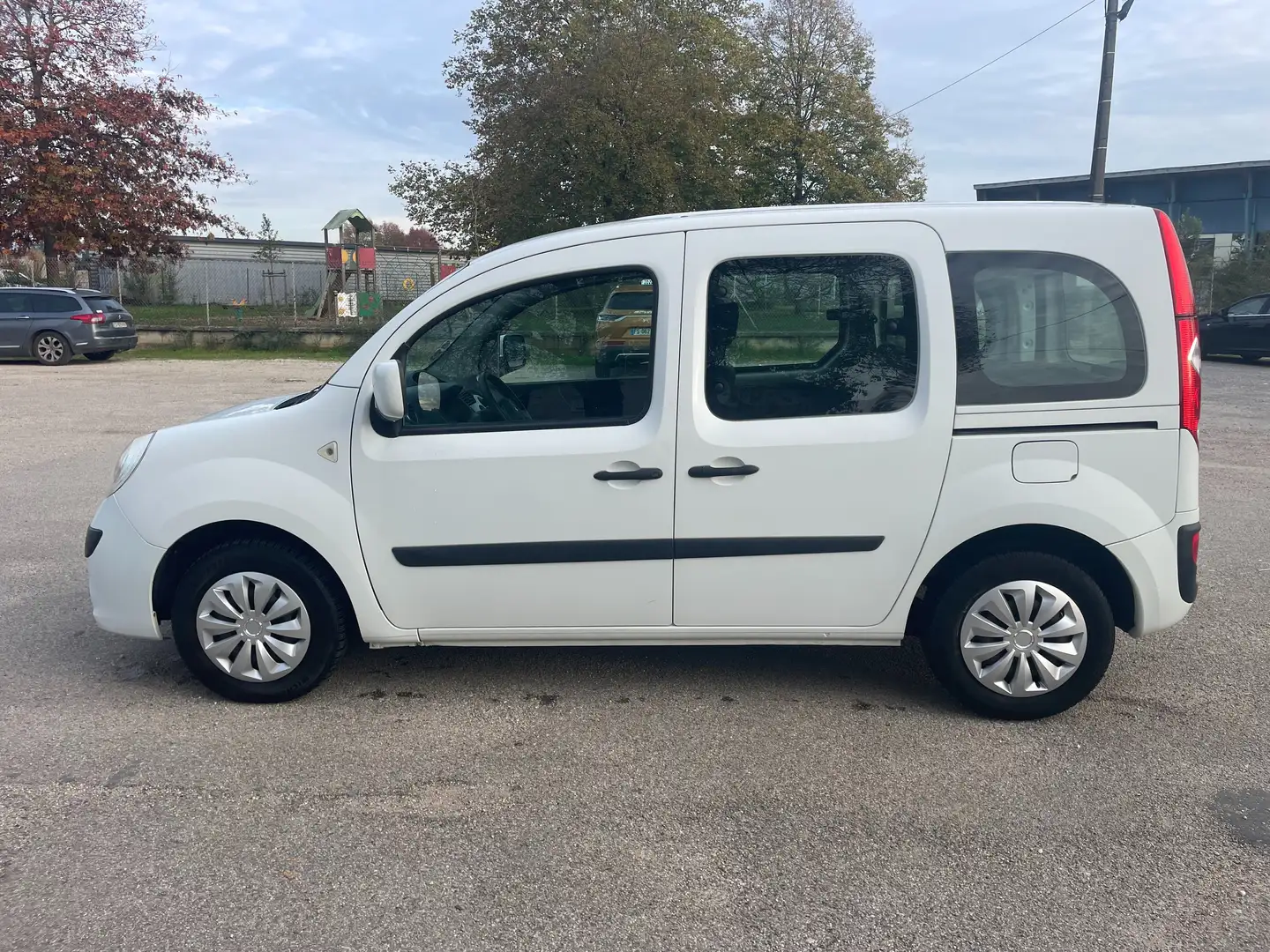Renault Kangoo Kangoo 1.5 dCi 90 eco2 Expression Euro 5 Blanc - 2