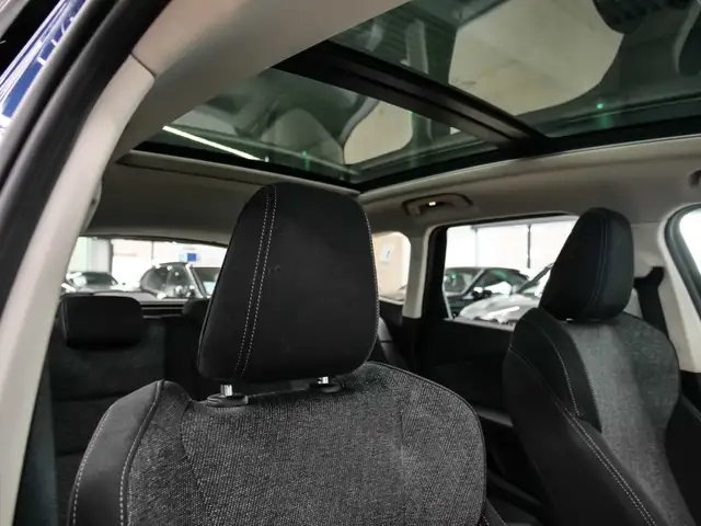 BMW X1 view 16