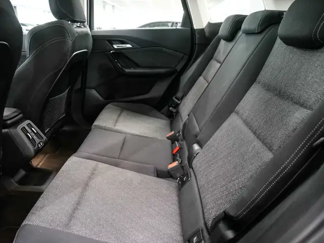 BMW X1 view 10