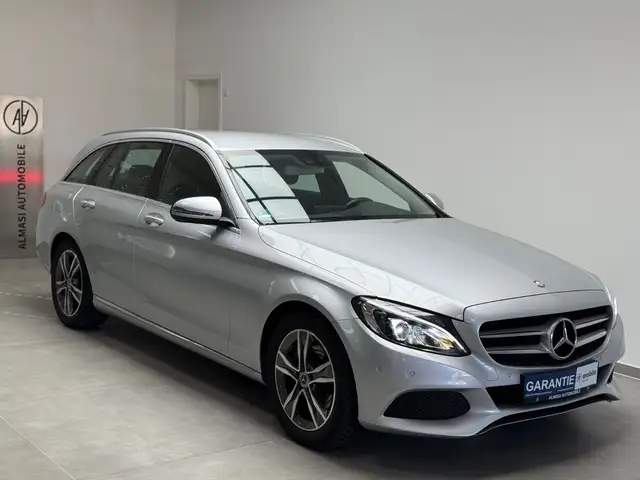 Mercedes-Benz C 200 d T G-Tronic Plus / PDC hi&vo / LED / AHK