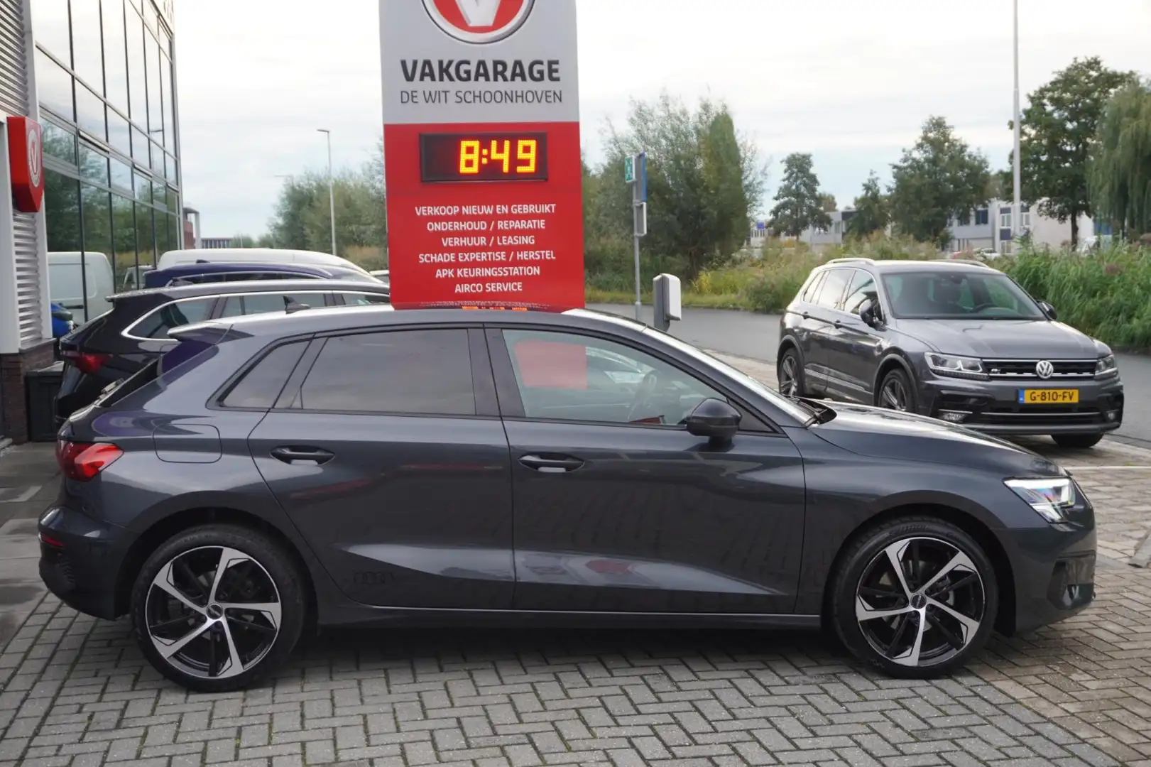 Audi A3 Sportback 30 TFSI Advanced edition / Stoelverwarmi Gris - 2