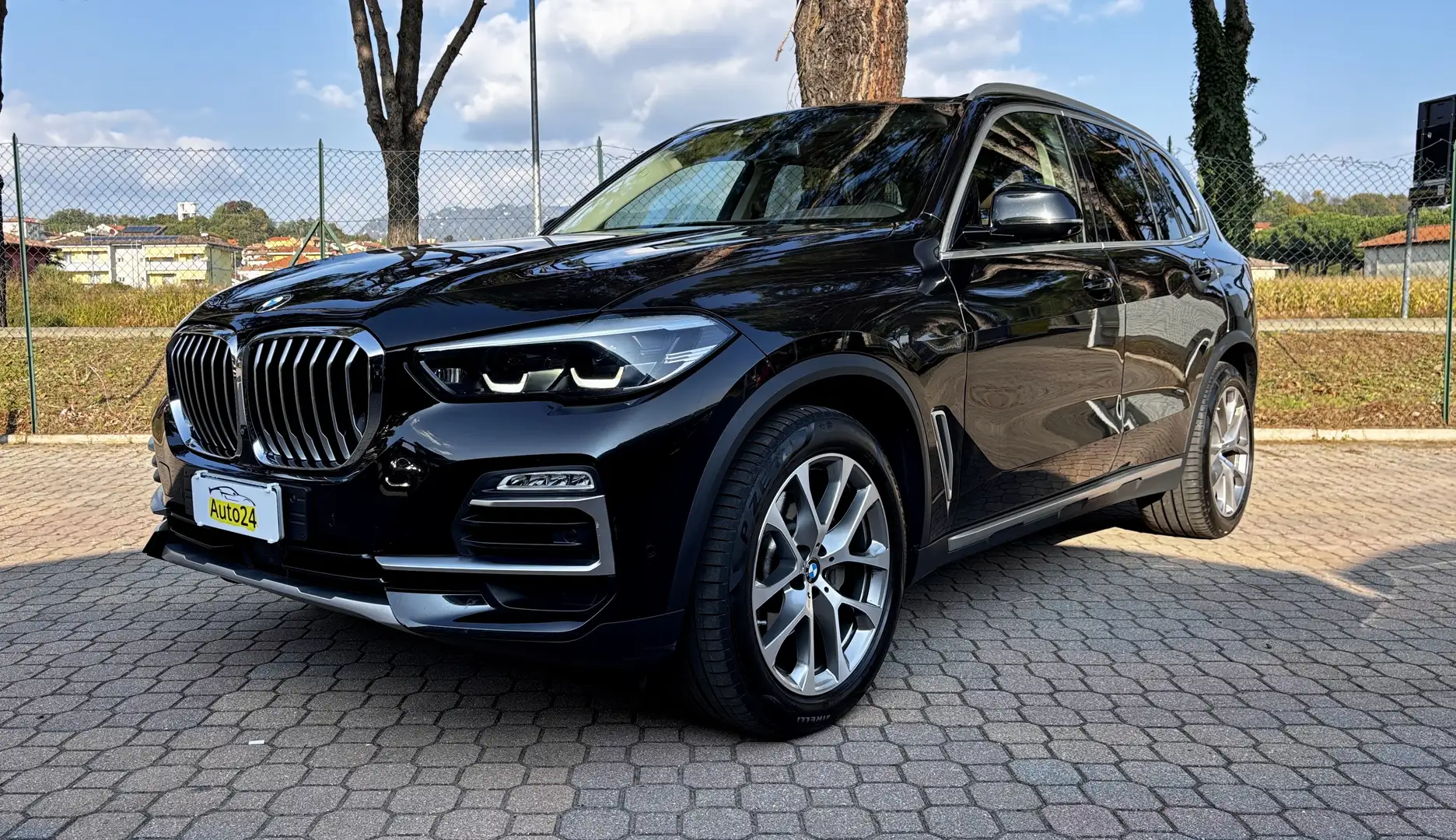 BMW X5 X5 G05 xdrive30d xLine auto *GANCIO TRAINO* Nero - 1