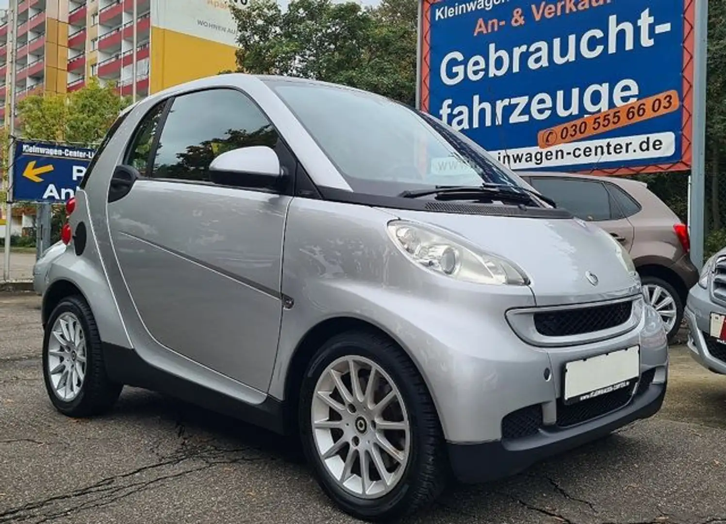 smart forTwo coupe 1.0 62kW passion Klima/Panorama/SH Silber - 2