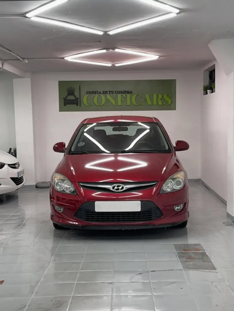 Hyundai i30 1.6 CRDi Comfort GLS Mauve - 2