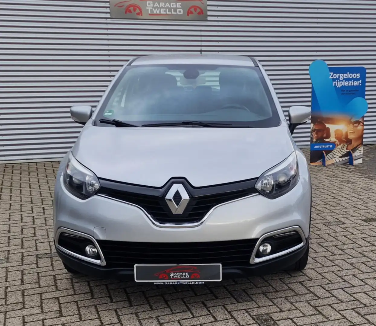 Renault Captur 0.9 TCe Expression, elektrische ramen, cruise cont Gris - 2