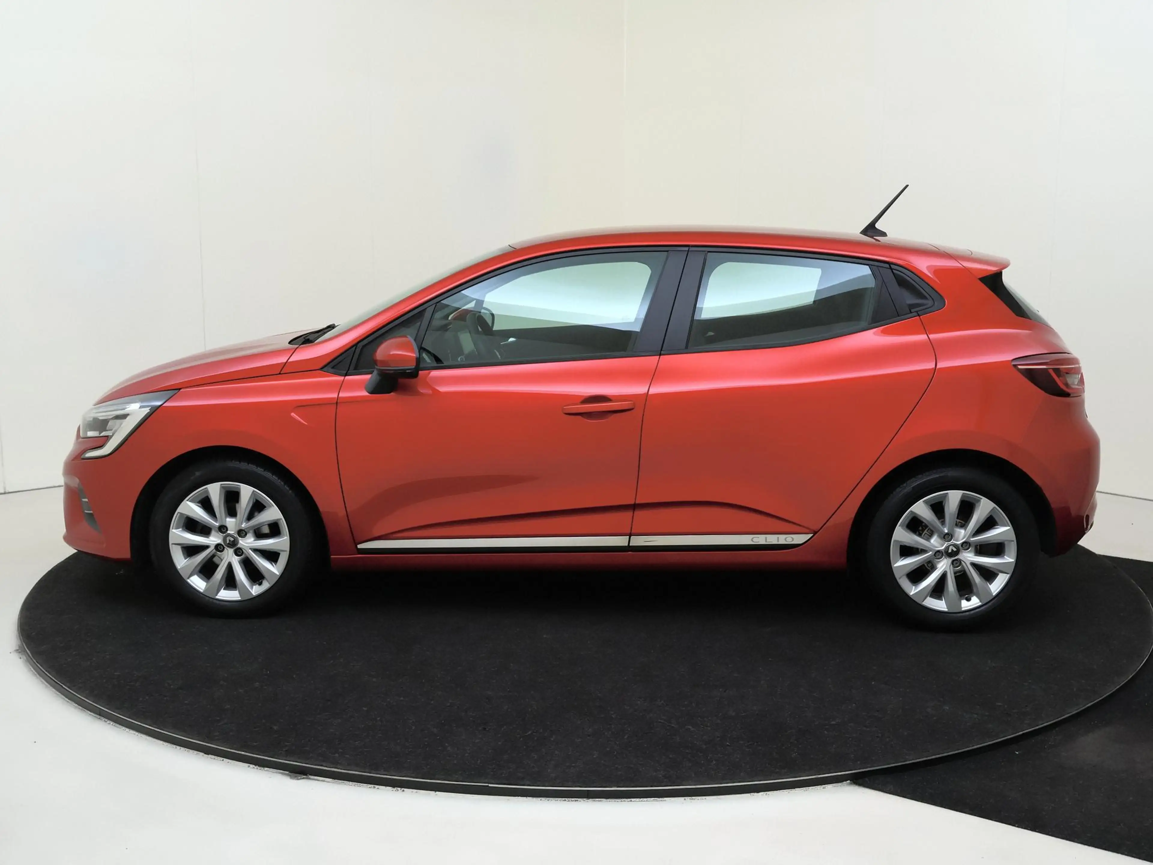 Renault Clio 1.0 TCe Zen |Android Auto /Apple Carplay | Airco | — photo 8