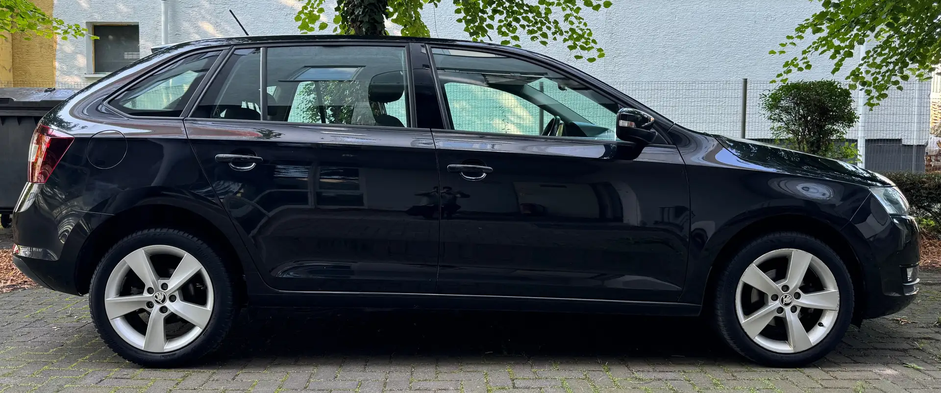 Skoda Rapid/Spaceback TÜV AU NEU*KLIMA*Cool Edition Schwarz - 2