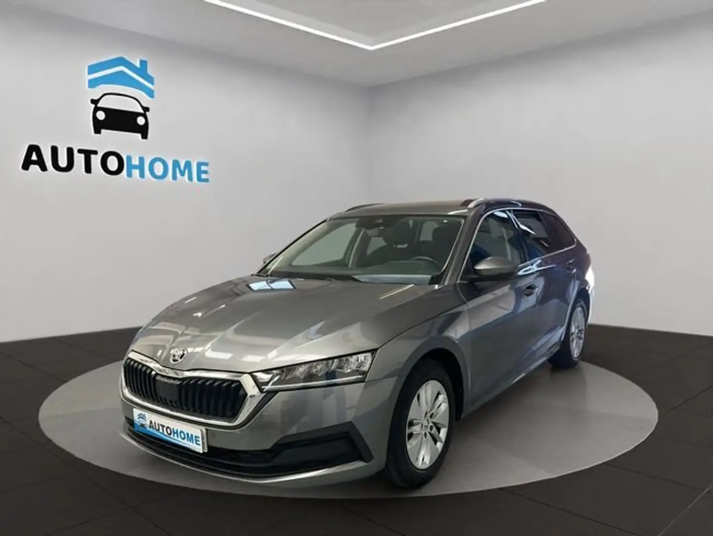 Skoda Octavia Combi 2.0TDI Ambition Plus DSG 110kW Gris - 1