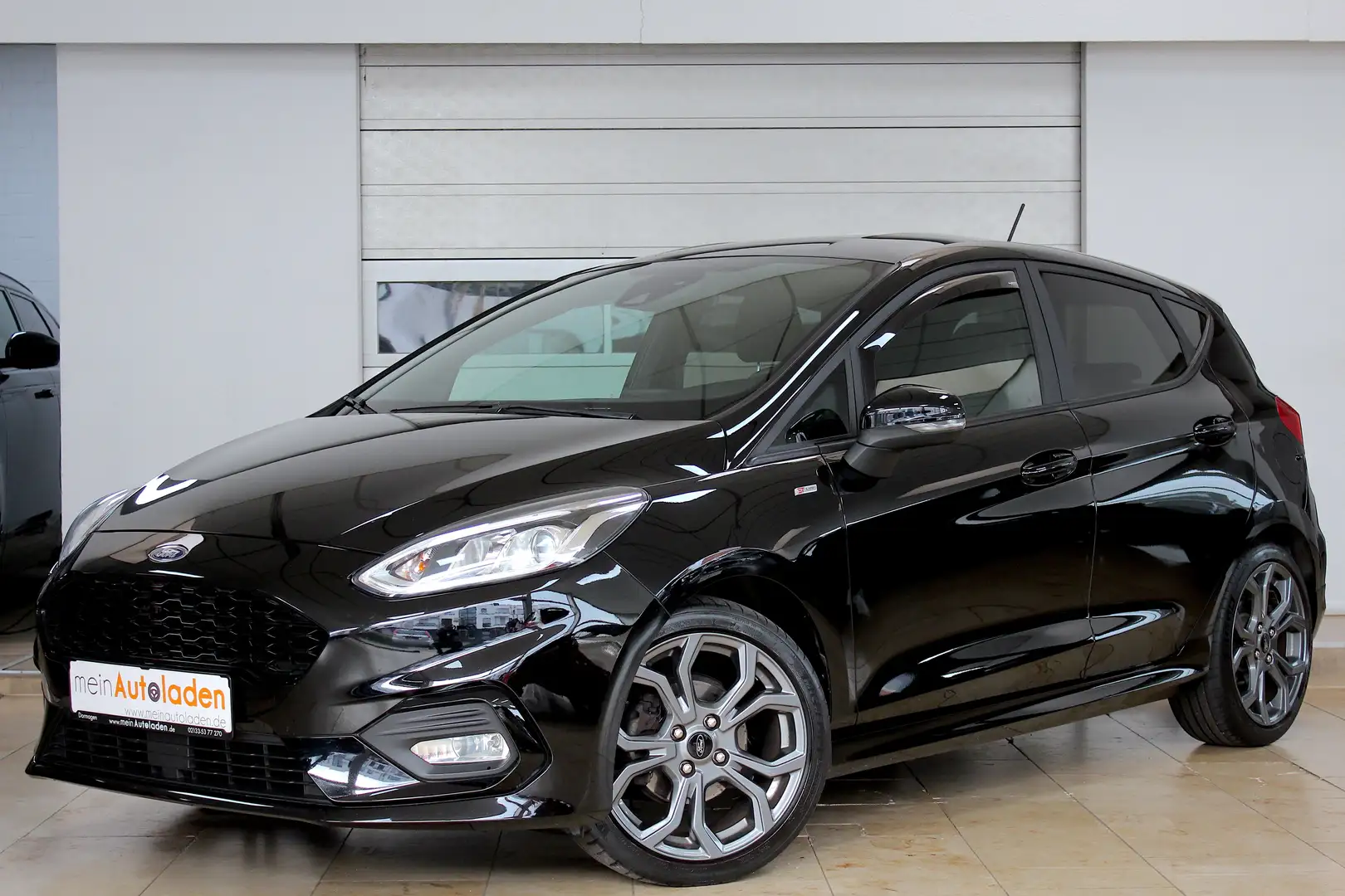 Ford Fiesta 1,0 EcoBoost ST-Line 140PS *NAVI*LED*PDC*APPLE*SHZ Zwart - 1