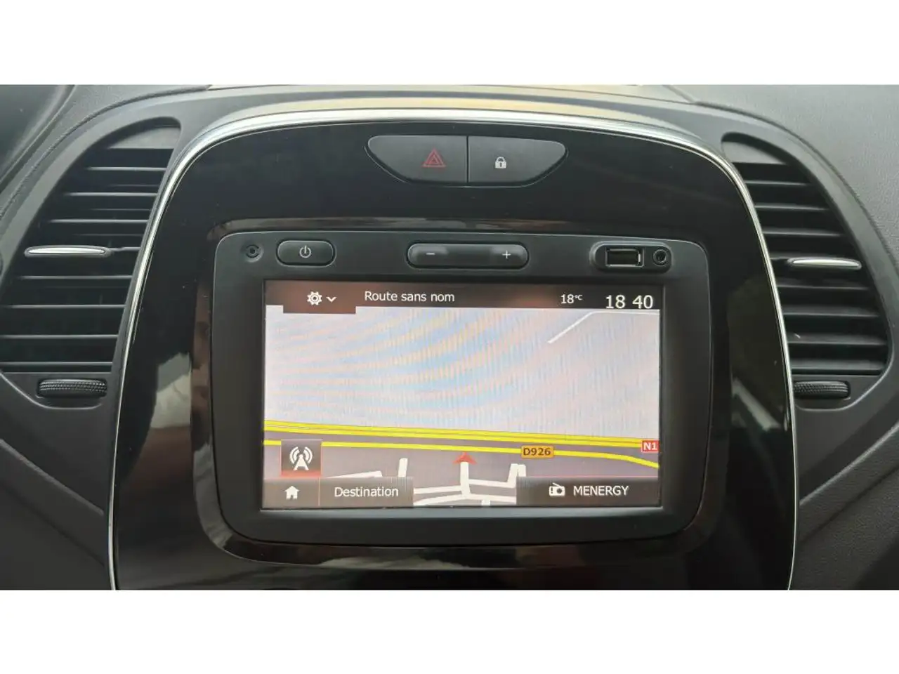 Renault Captur — photo 5