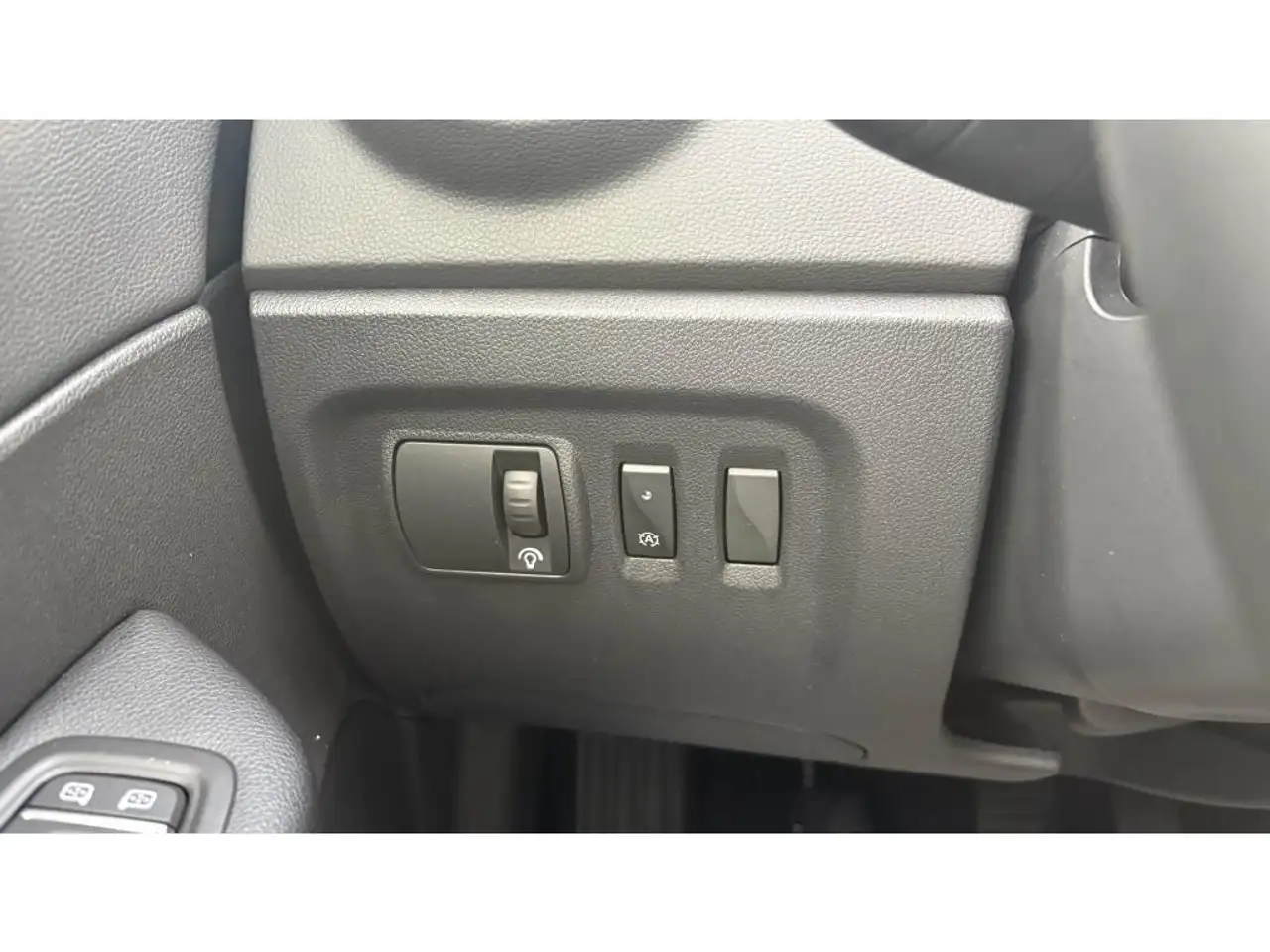 Renault Captur — photo 11
