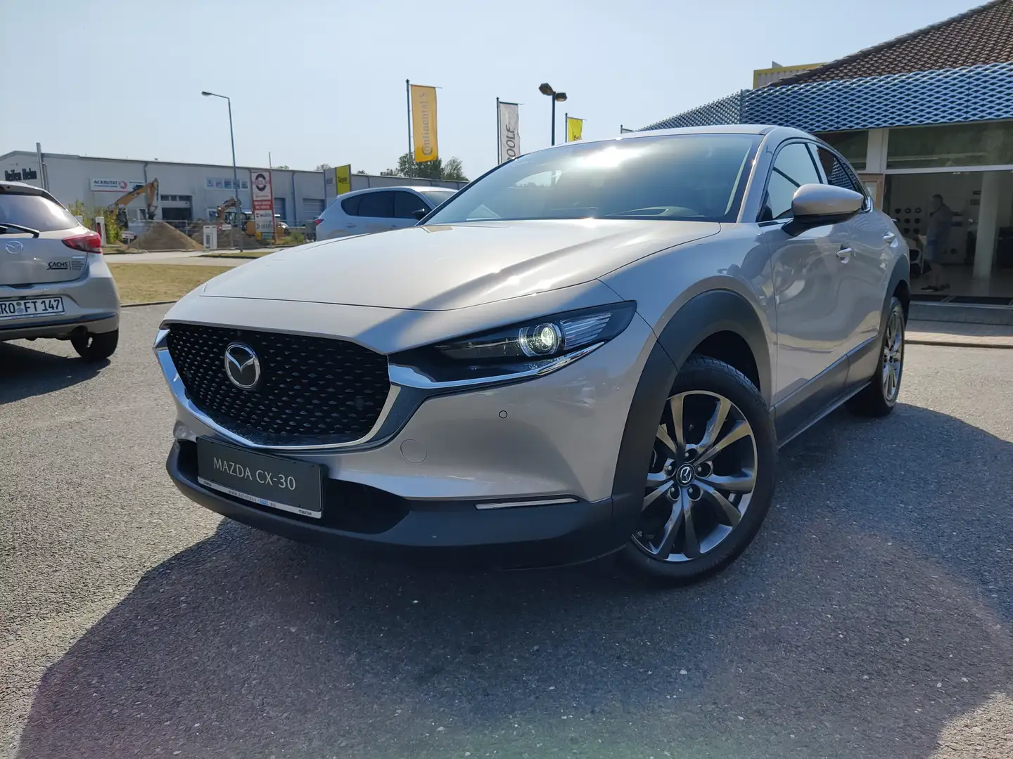 Mazda CX-30 2.0 SELECTION DES-P PRE-P LED-S Beige - 1