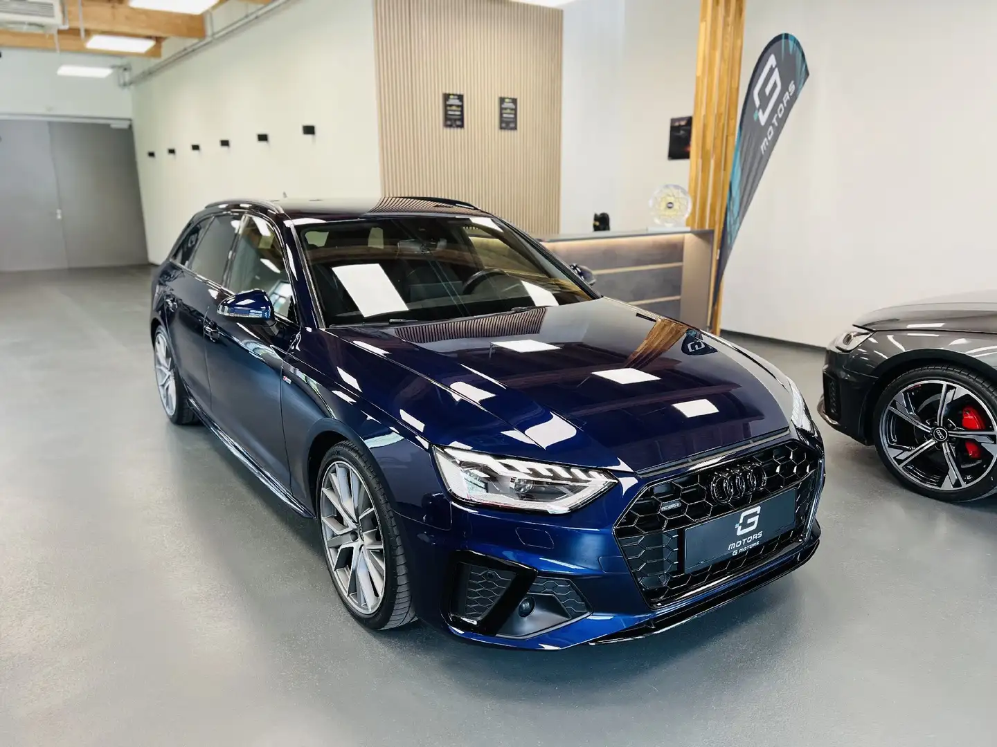 Audi A4 40 TFSI SPORT Q COMPETITION 3X-SLINE NAVARRA MATR Blau - 2