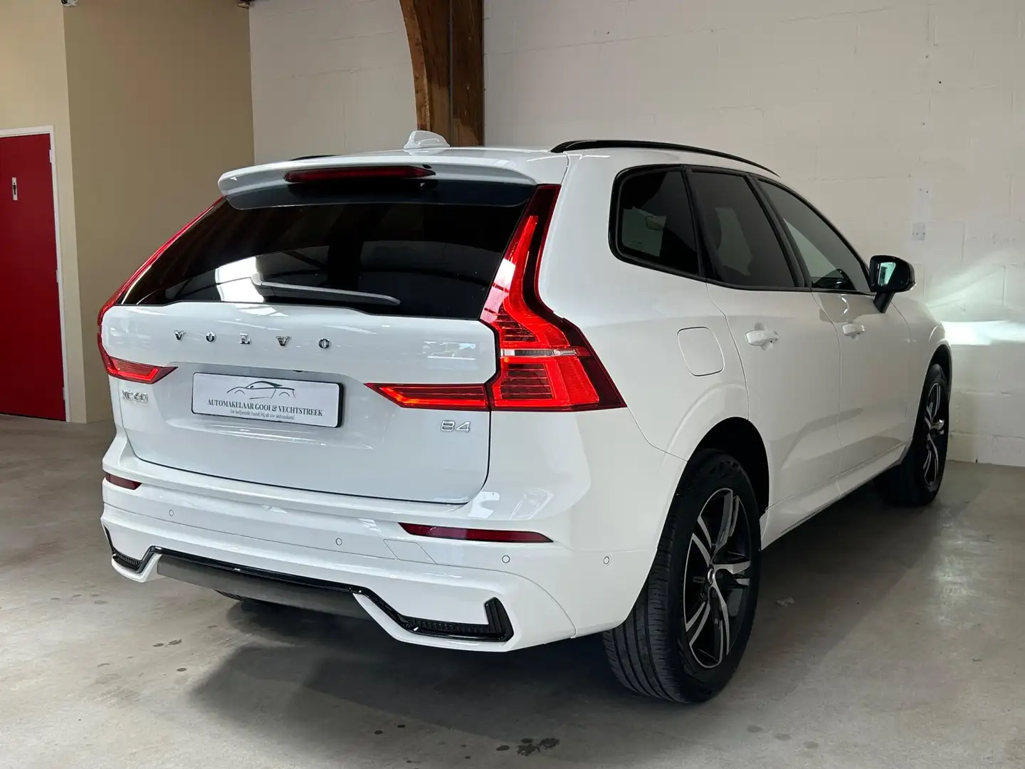 Volvo XC60 2.0 B4 R-Design Mild-Hybrid - Panorama - Harman Ka Blanc - 2