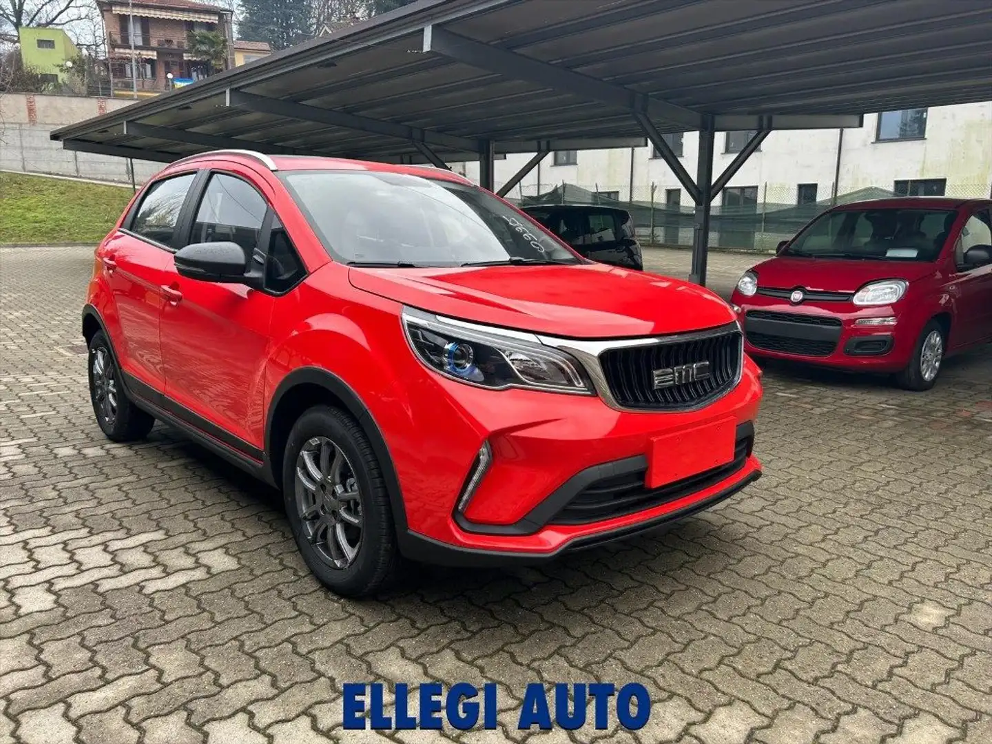 EMC QUATTRO 1.5 CVT 103 CV TETTO IN VETRO KM 0 Rojo - 2