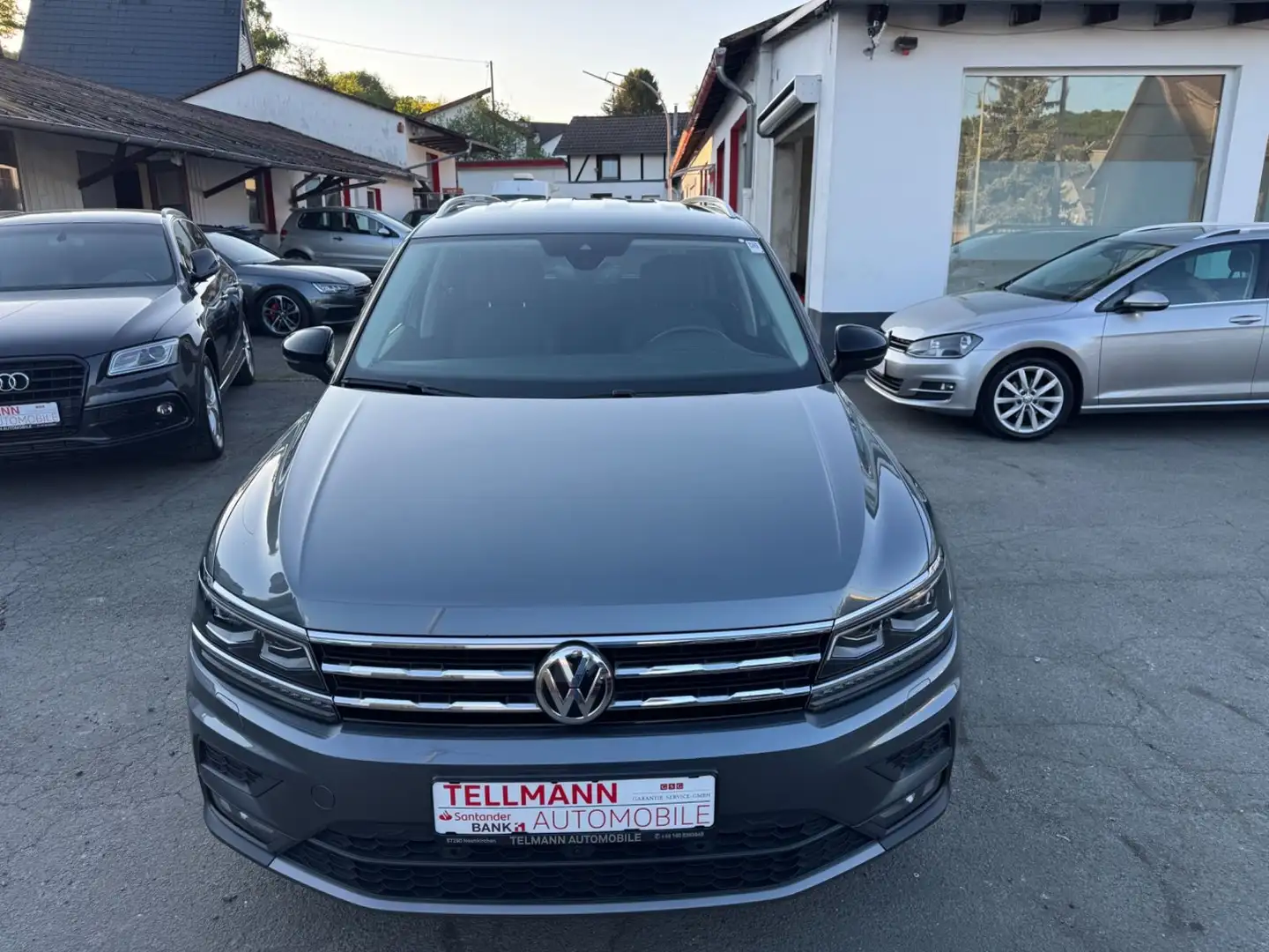 Volkswagen Tiguan Allspace IQ.DRIVE/LED/Head-up/Kamera/ Gris - 2