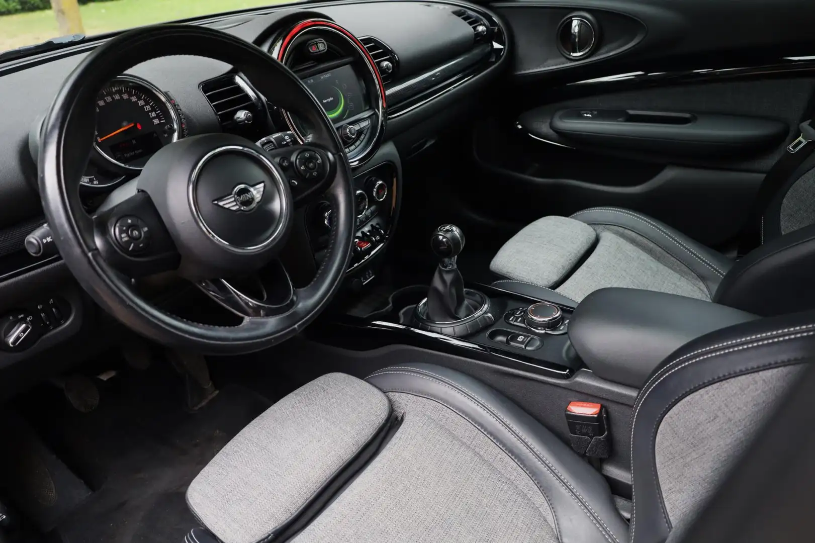 MINI One D Clubman 1.5 Business Edition | Panorama | Sportstoelen | P Grijs - 2