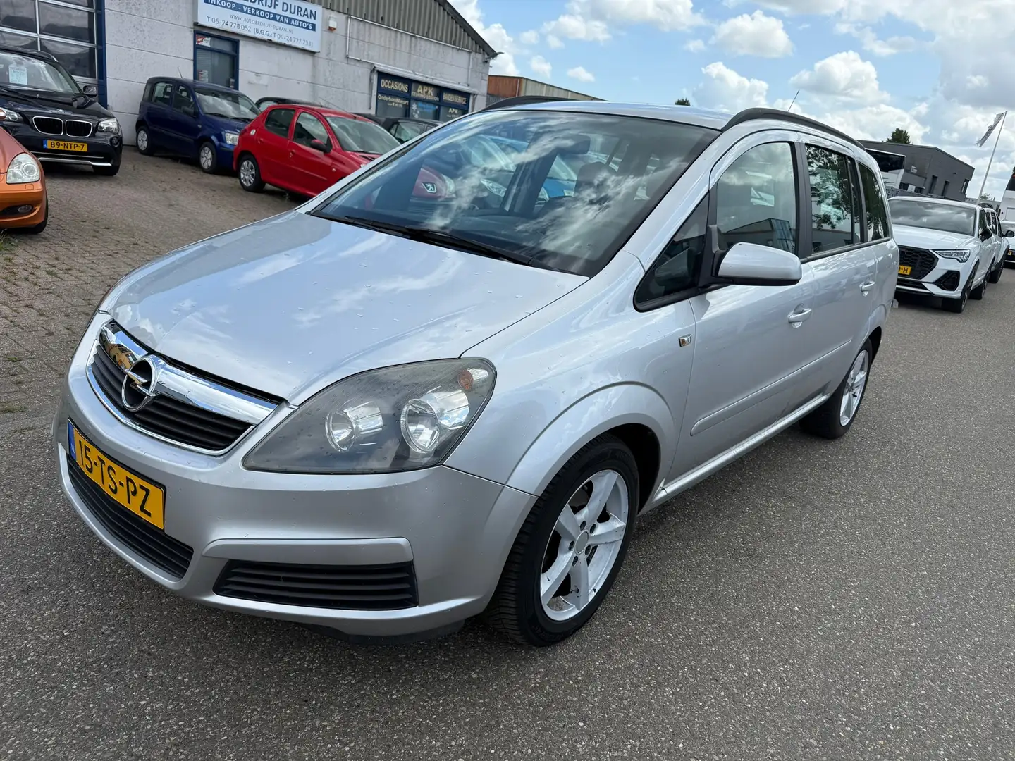 Opel Zafira 1.6 Enjoy 7-Pers. Bj:2007 NAP! Grijs - 1