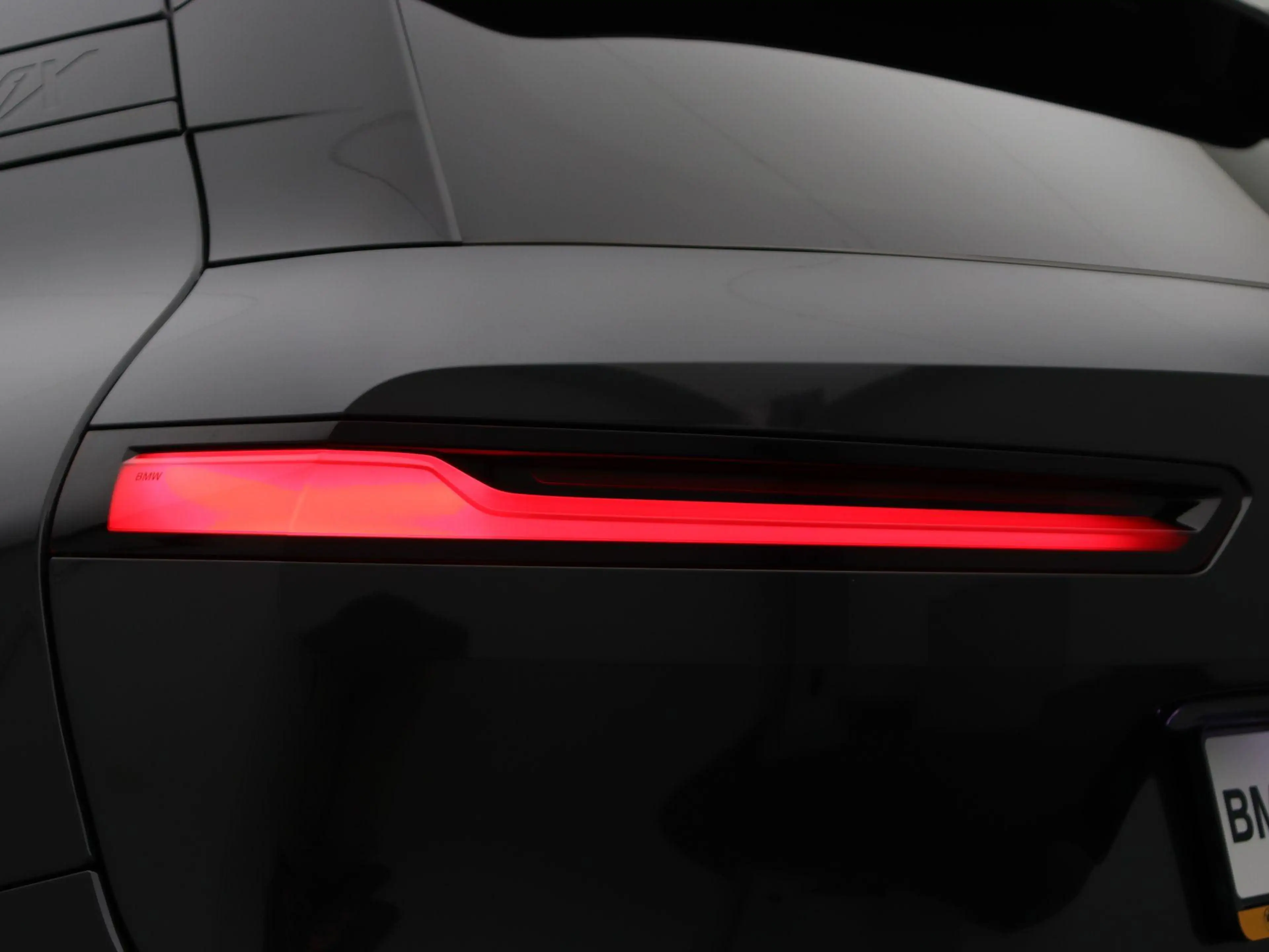 BMW iX xDrive40 Essence Pack | Comfort Access | Shadow Li — photo 9