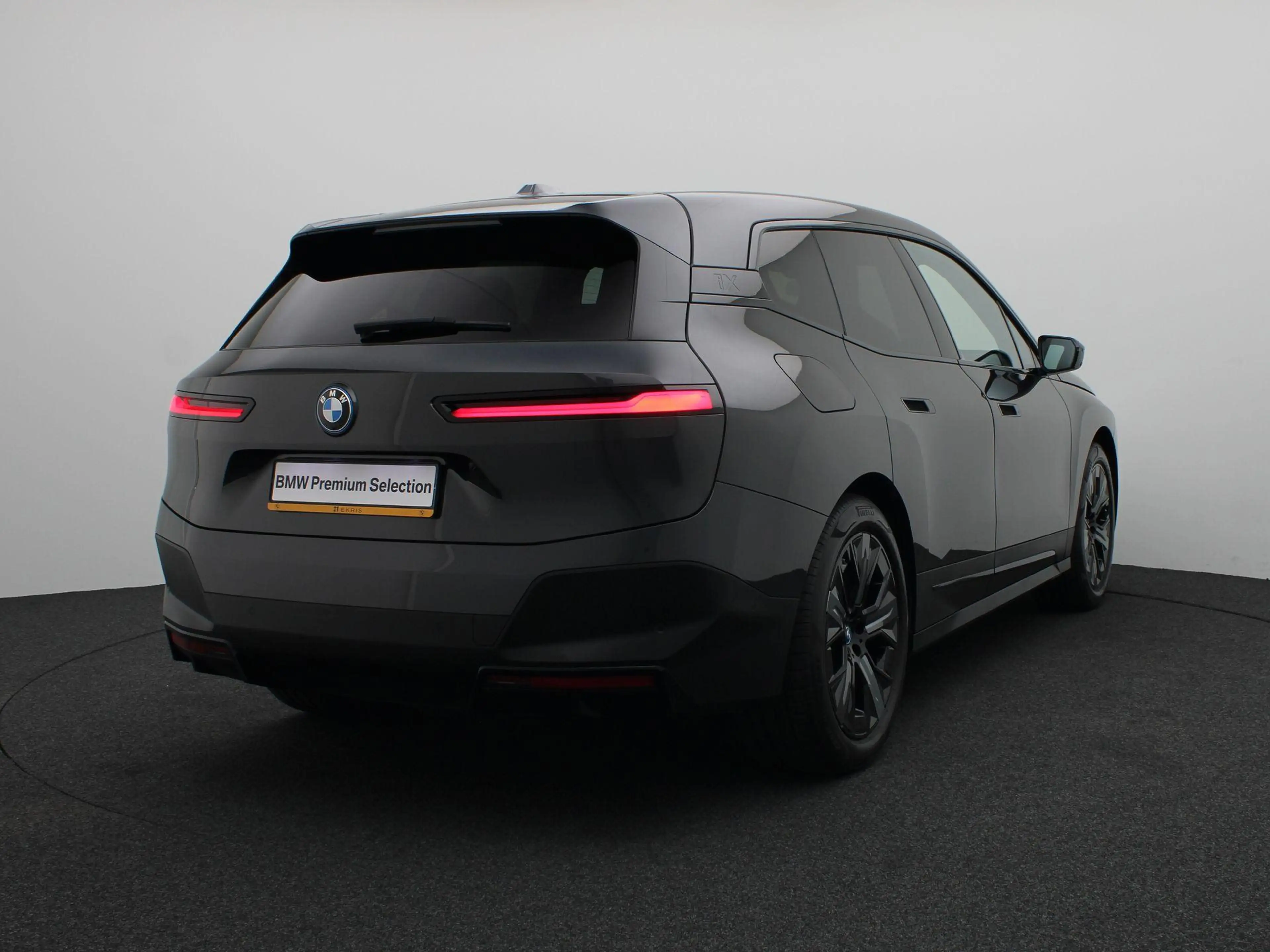 BMW iX xDrive40 Essence Pack | Comfort Access | Shadow Li — photo 2