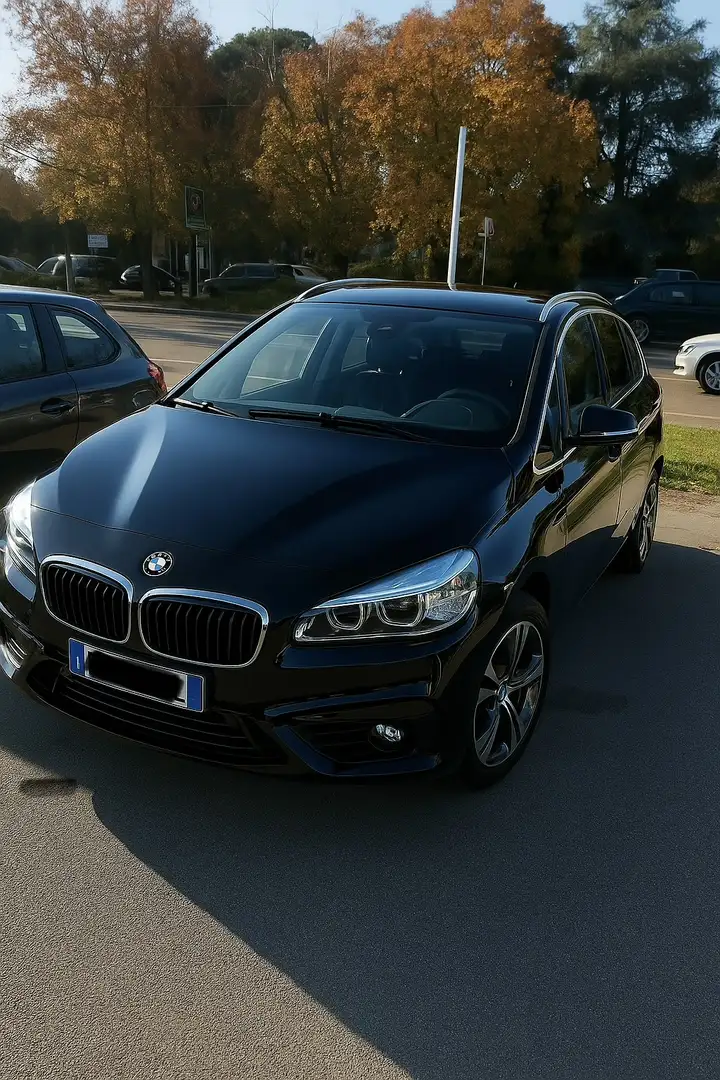 BMW 218 218d Active Tourer Nero - 2