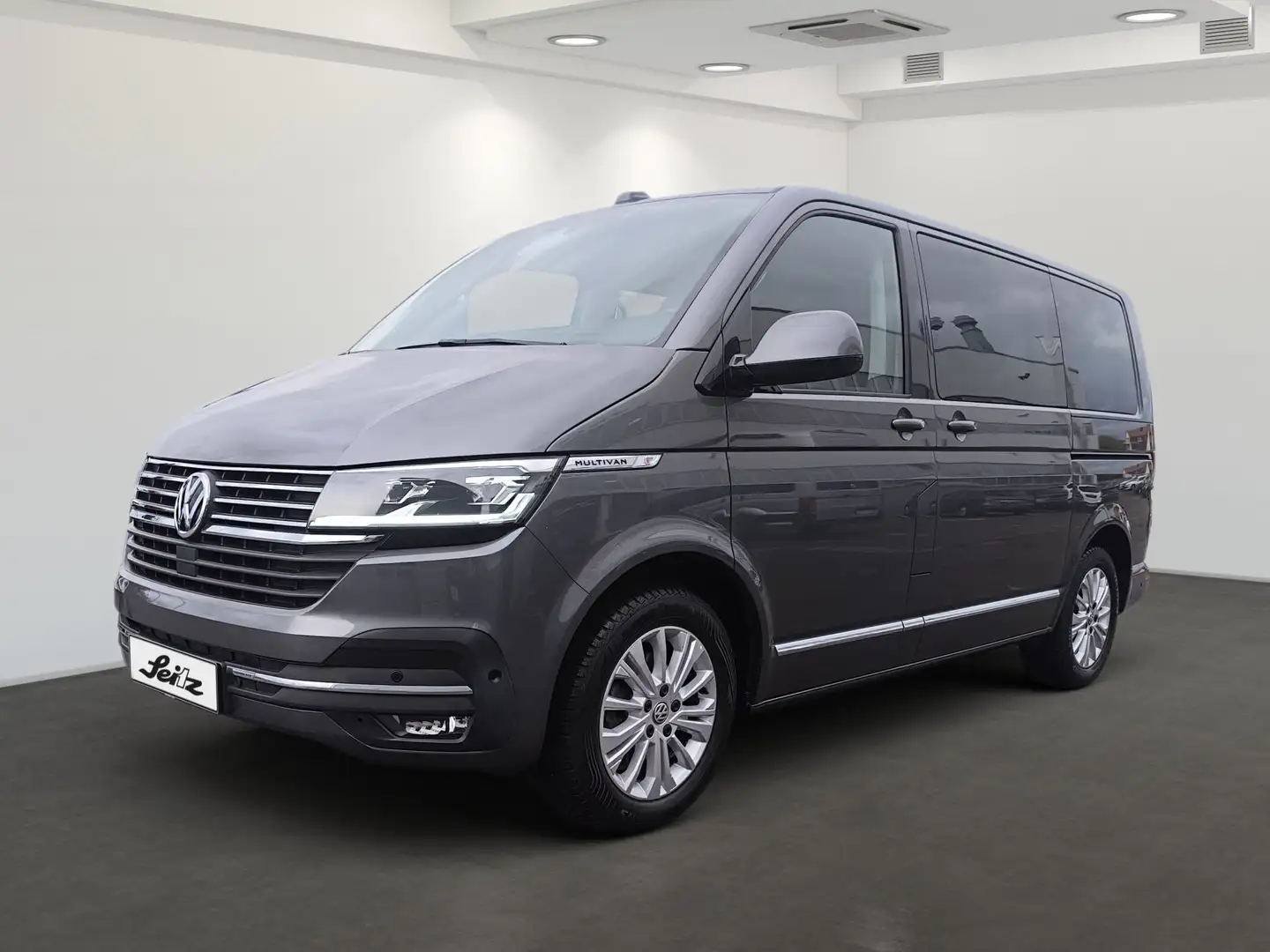 Volkswagen T6.1 Multivan 2.0 TDI KR Highline *7-SITZER*AHK*STANDH* Grijs - 2