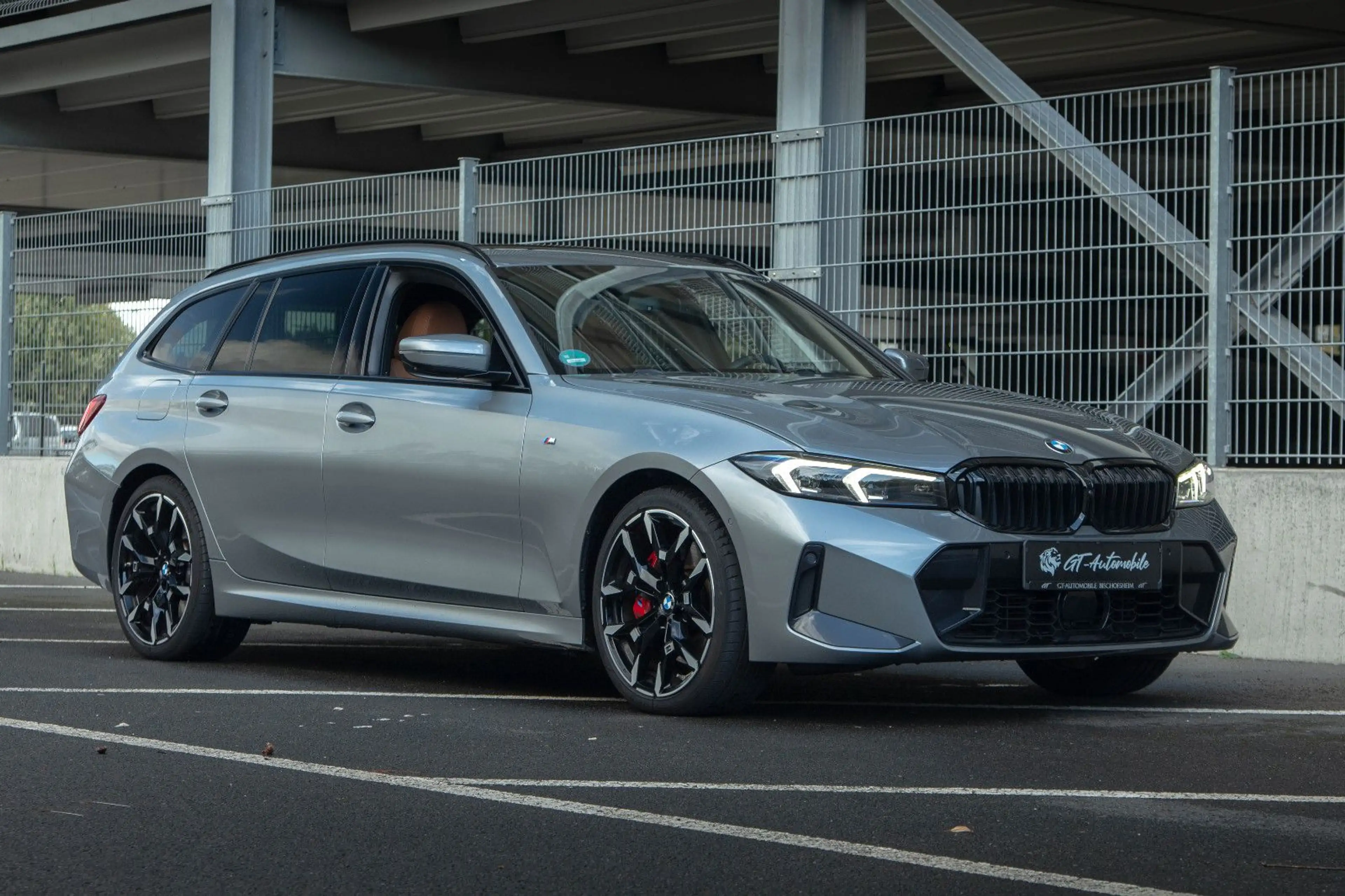 BMW 320 d xDrive *M Sport PRO*PANO*HUD*360°*19"Zoll* — photo 7