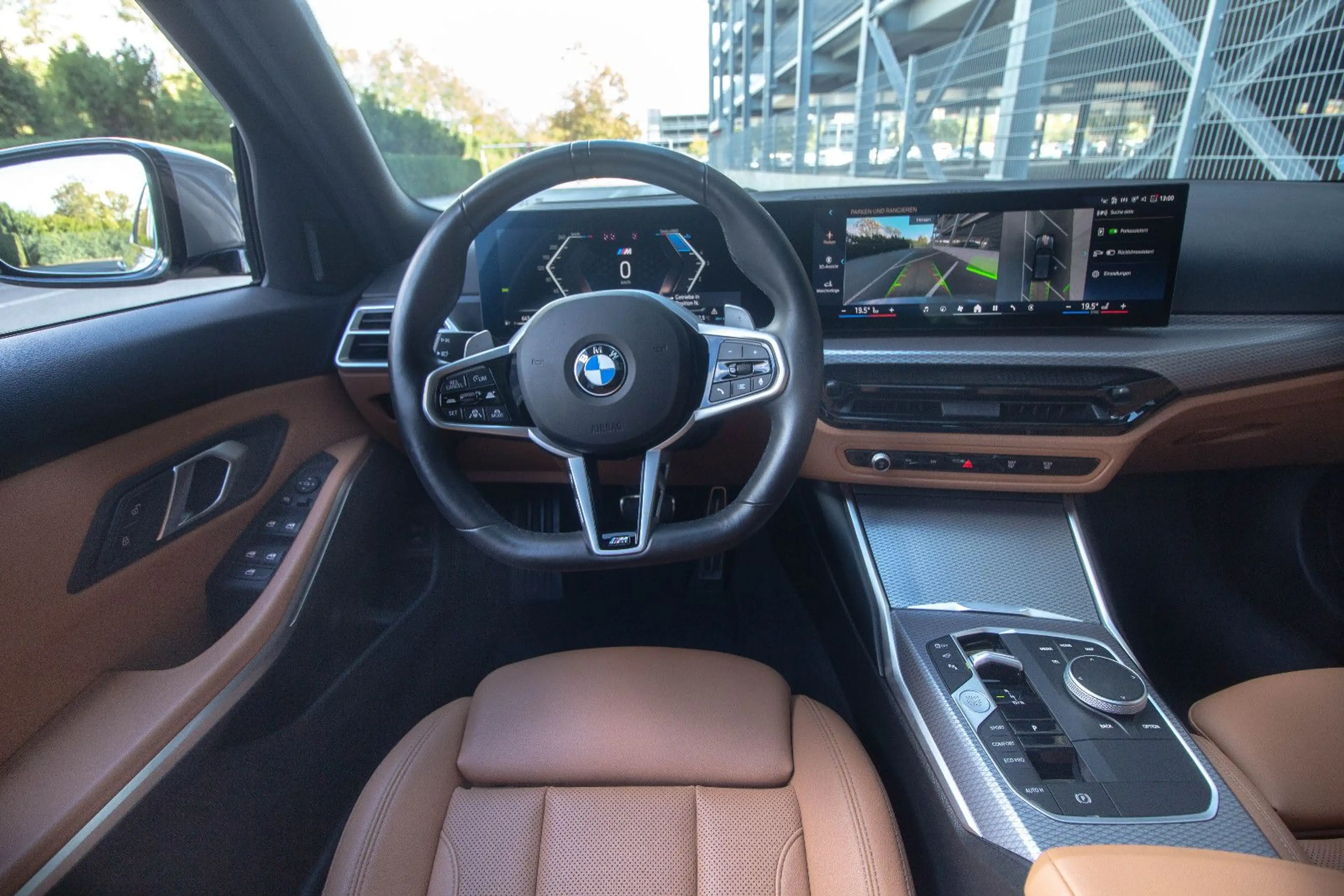 BMW 320 d xDrive *M Sport PRO*PANO*HUD*360°*19"Zoll* — photo 15