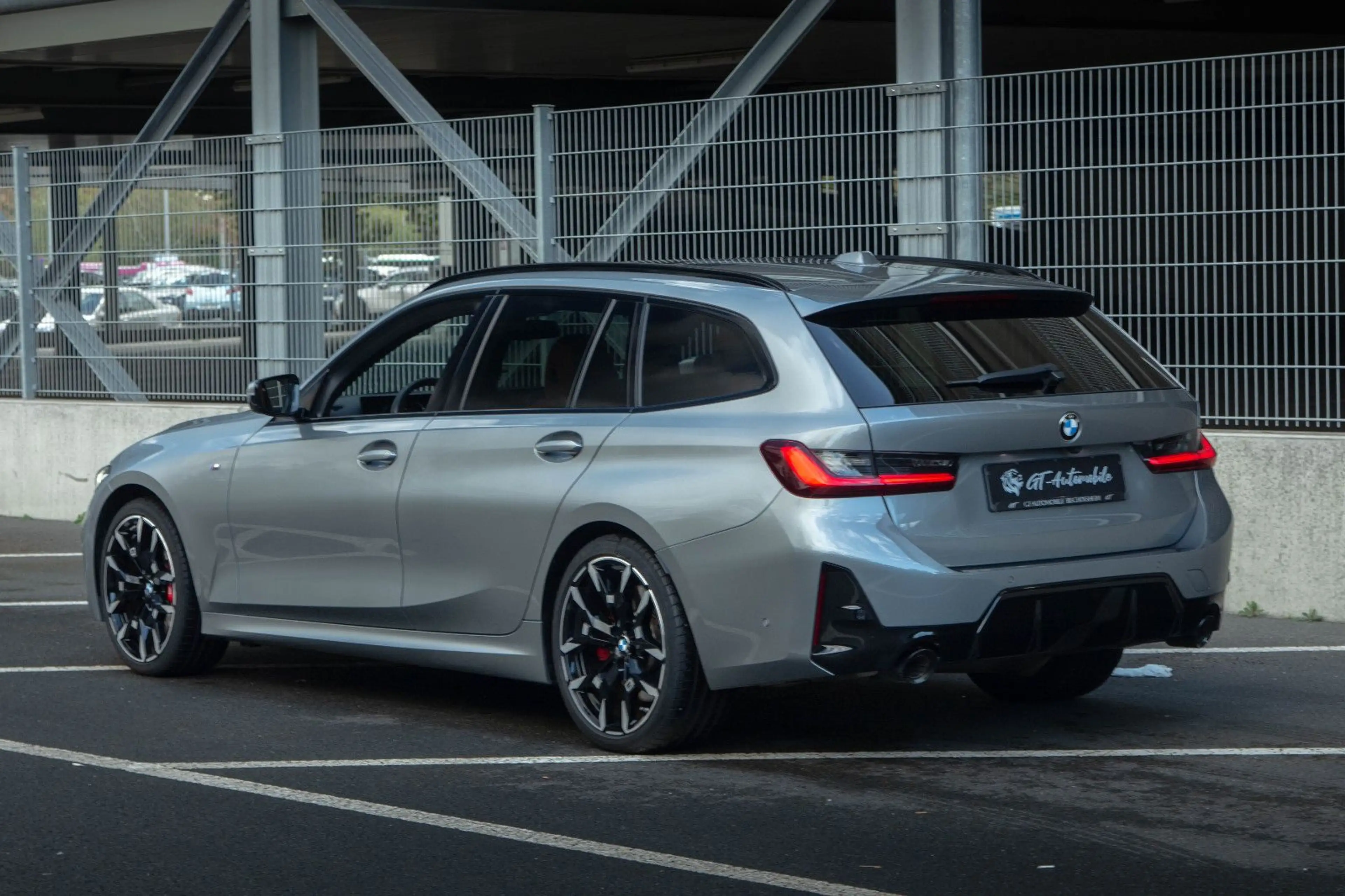 BMW 320 d xDrive *M Sport PRO*PANO*HUD*360°*19"Zoll* — photo 11