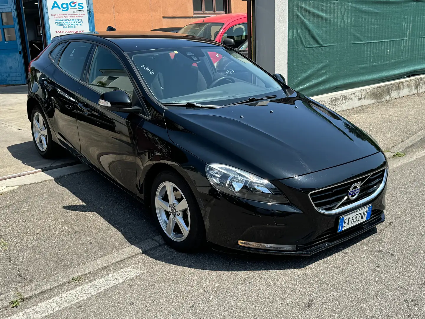 Volvo V40 *1.6 DIESEL*EURO 5B*SUMMUM* Negro - 1